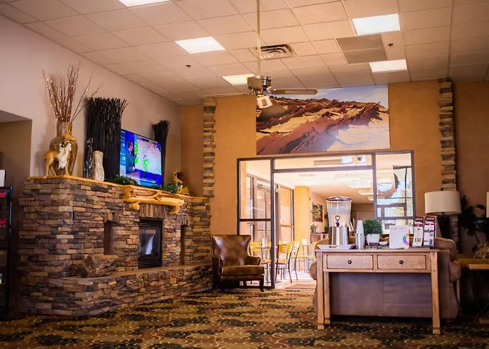 Inn At The Canyons