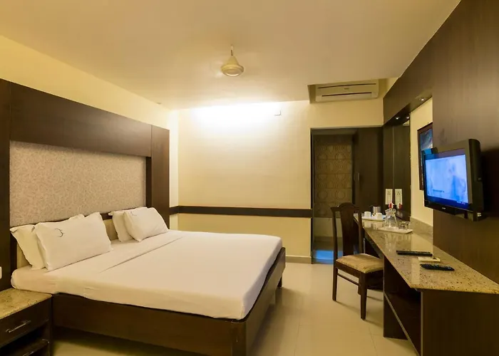 Hotel Crescent Crest Sriperumbudur