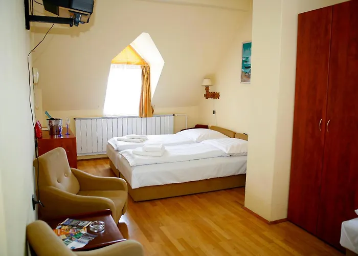 Hotel Bara Junior