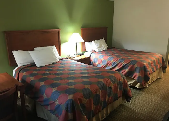 Super 8 By Wyndham Cave City