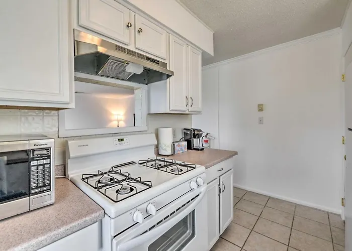 Brigantine Condo W/ Gas Grill - Walk To Beach!