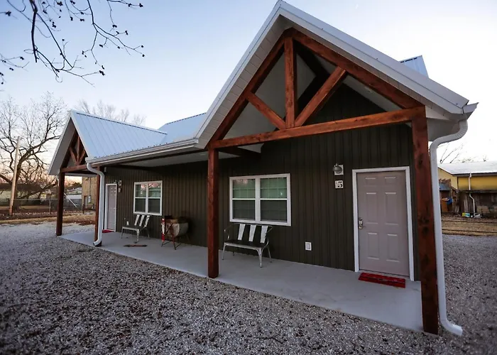 Knotty Squirrel Cabins