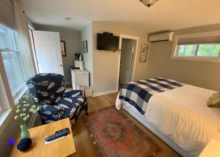 Hanscom'S Motel & Cottages