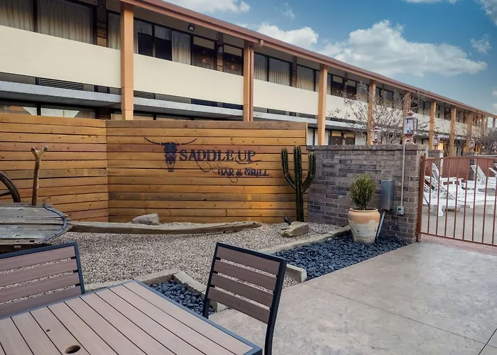 Best Western Plus Saddleback Inn And Conference Center