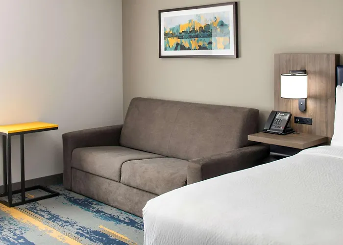 La Quinta Inn & Suites By Wyndham Spokane Downtown