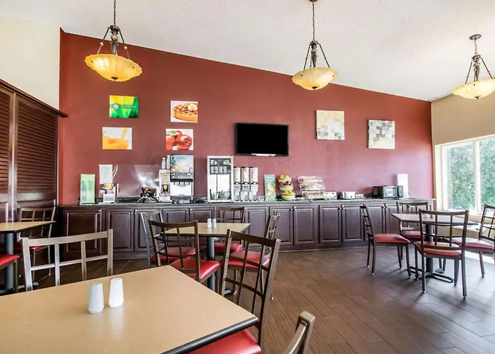 Quality Inn & Suites Elizabethtown