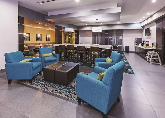 La Quinta Inn & Suites By Wyndham Fort Worth Arlington West