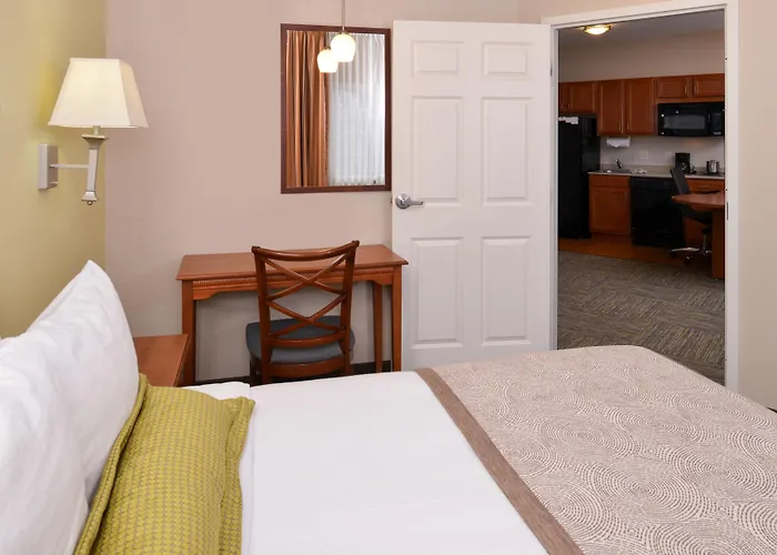 Candlewood Suites Boise - Towne Square By Ihg