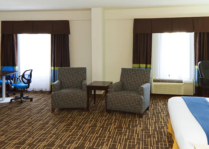 Holiday Inn Express & Suites Greenville-Downtown By Ihg
