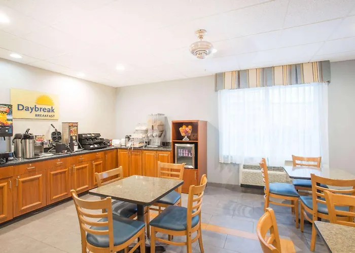 Days Inn By Wyndham Watertown Fort Drum