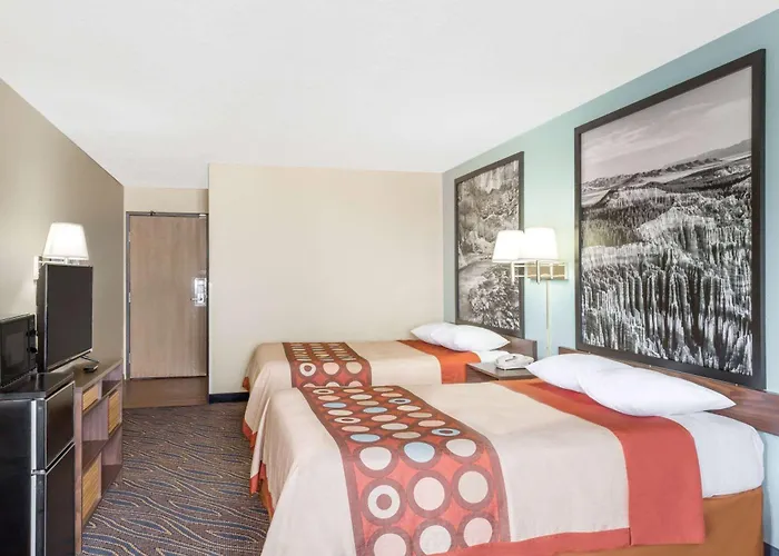 Super 8 By Wyndham Cedar City