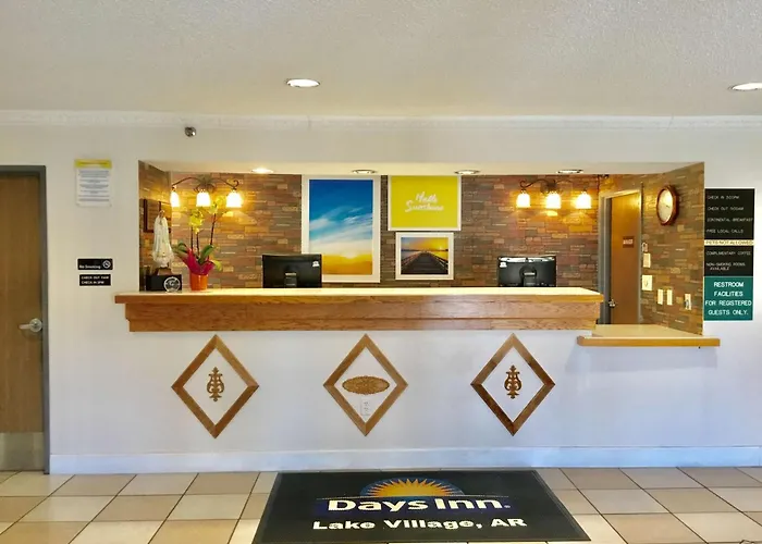Days Inn By Wyndham Lake Village