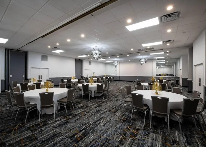Baymont By Wyndham White Plains - Elmsford