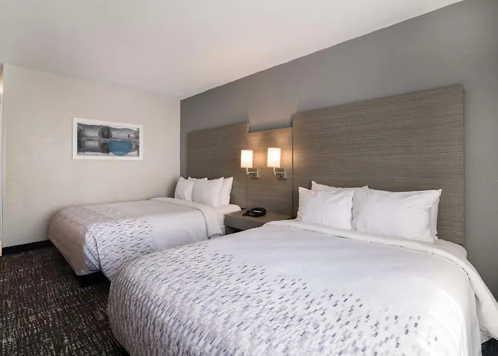 Best Western Plymouth Inn-White Mountains
