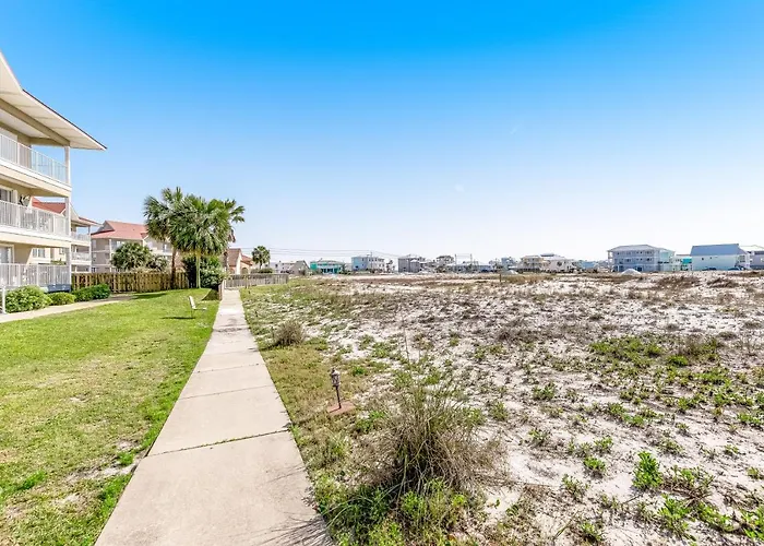 Sunset Harbor Palms 2-108