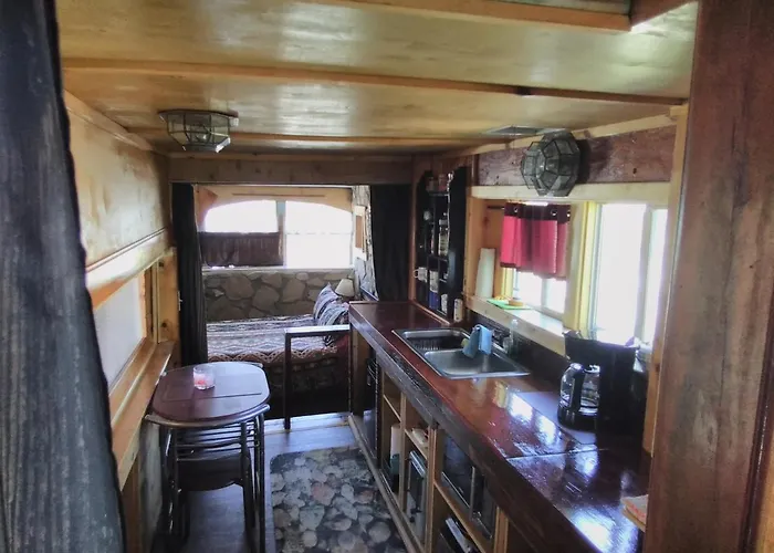 La Loma Del Chivo Llc Stone Cottage Alternative Building