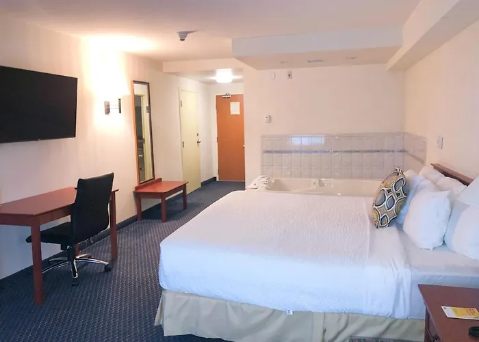 Days Inn By Wyndham Niagara Falls Centre St By The Falls