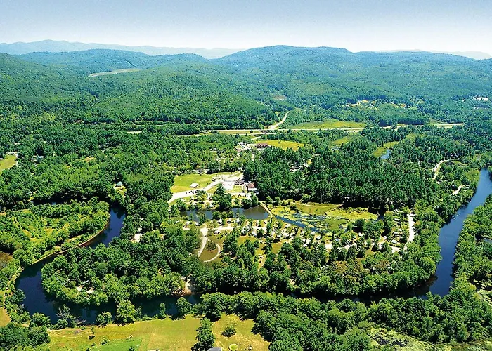 Lake George Escape