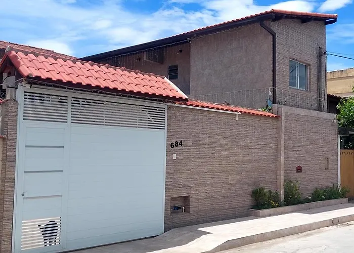 Hostel Falcão-Suites Privativas com Ar Condicionado