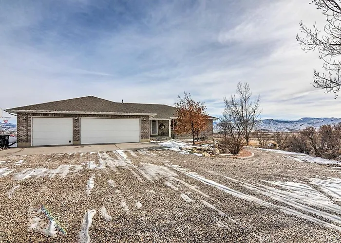 Off-Road Adventure Hub! Aurora Apt W/ Trail Access