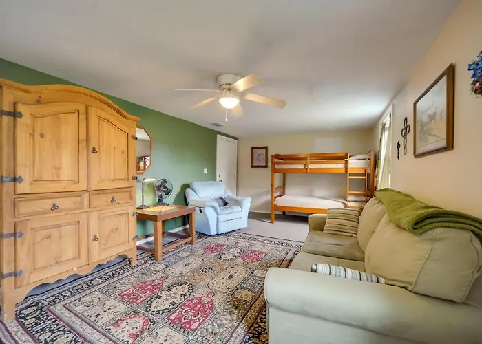 Vacation Rental In Kerrville: Pets Welcome!