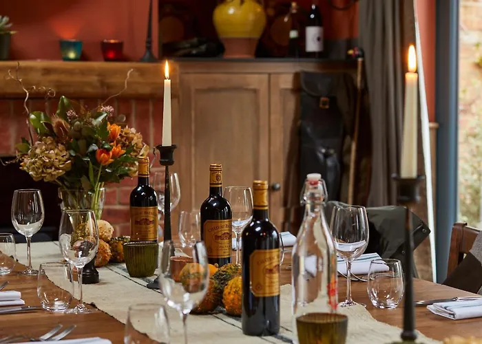 Crown And Anchor Hotel Marlborough