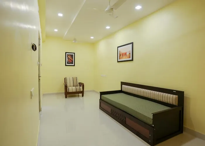 Sri Balaji Grand Hotel