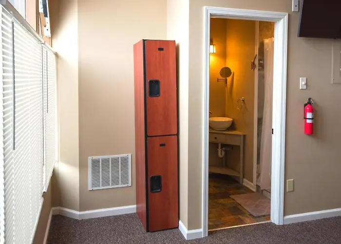Wine View Room