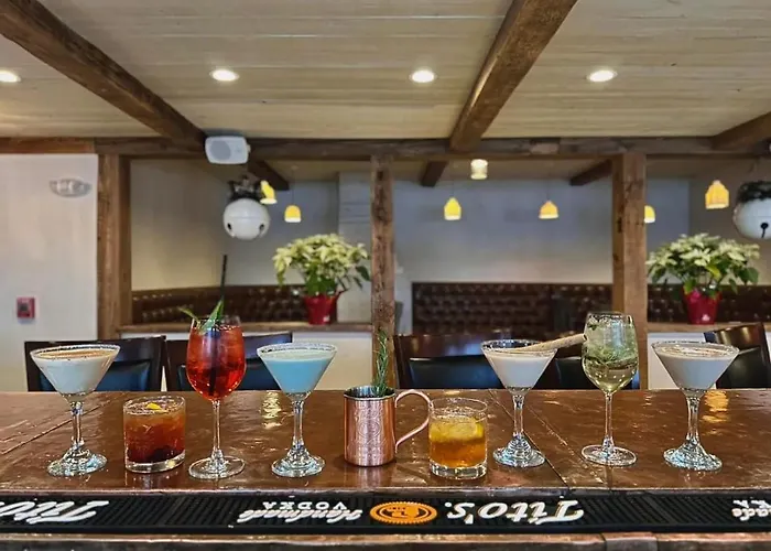 The Sand Hill Inn
