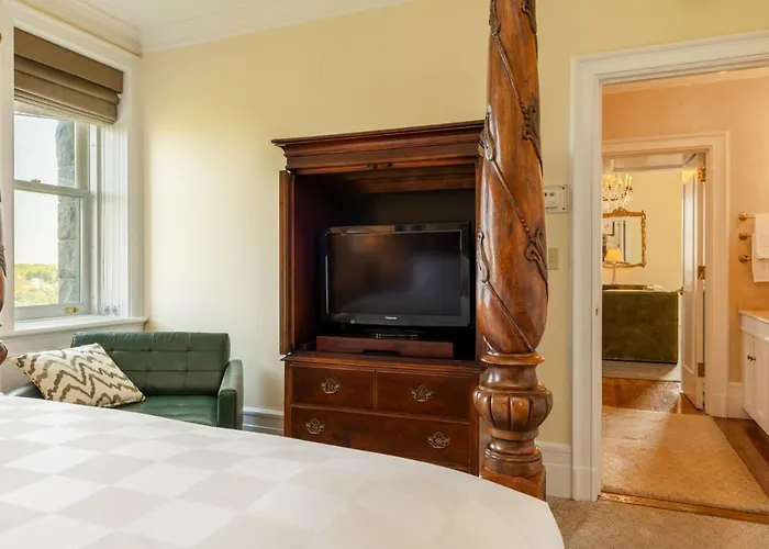 Castle Hotel & Spa - Luxury Hotel Near Nyc