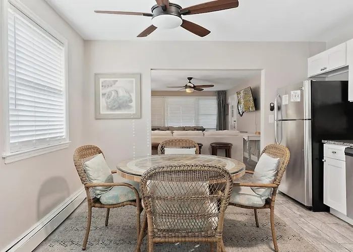 33Rd Unit 1 Beachbound Parking 2 Blocks To The Beach