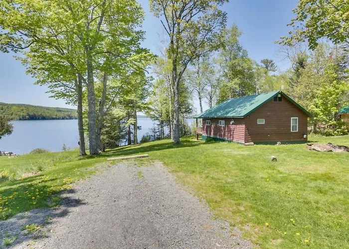8 Mi To Saddleback Ski Area: Cabin W/ Fire Pit