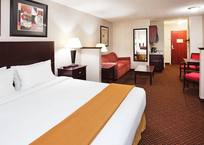 Holiday Inn Express Carrollton, An Ihg Hotel