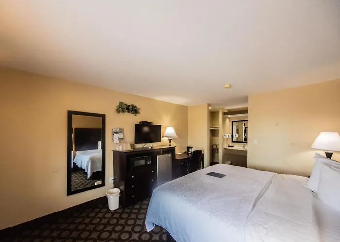 Relax Inn And Suites Kuttawa Eddyville
