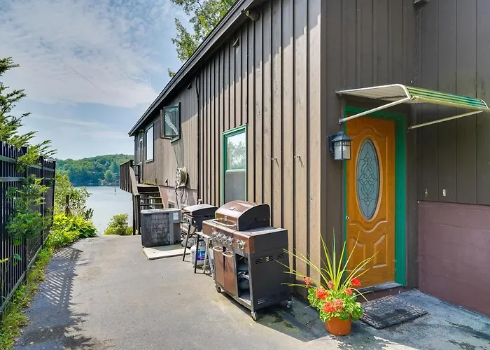 1902 Adirondack Lake House: Screened Porch & Views
