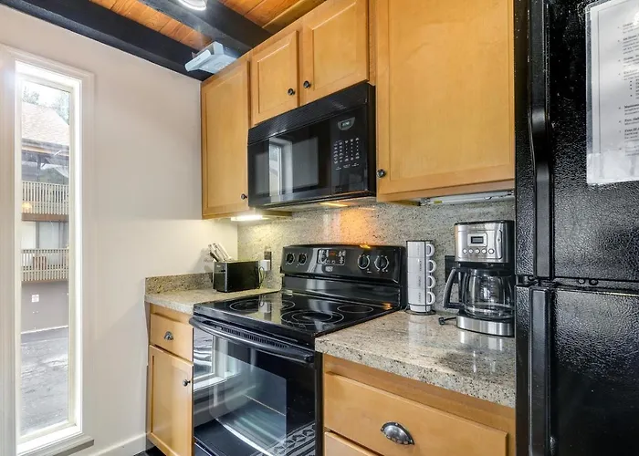 Brian Head Vacation Rental: Walk To Giant Steps!