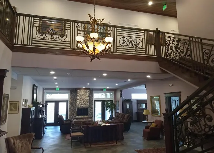Hearthstone Elegant Lodge