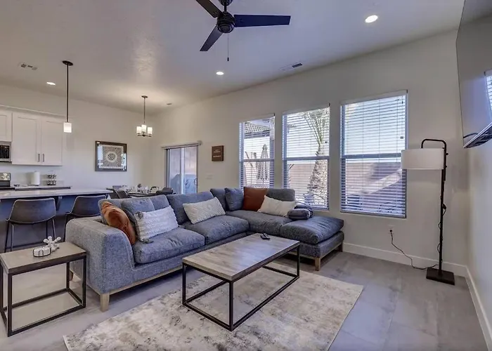 New Townhome - Private Hot Tub, Fire Pit & Pool At Quiet Vida-Sol Community