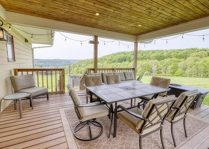 Huge Home W Studio Apt-Mountain Views-Hot Tub-Sauna