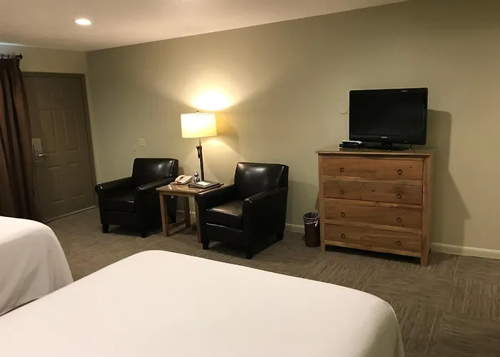 Driftwood Lodge