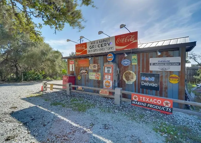 3Plus Day Discount Pet Friendly Bbq Grille Sleeps 6