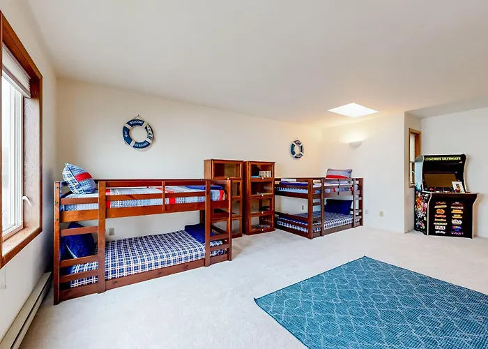 Oceanfront Oasis: Home Overlooking Pebble Beach!
