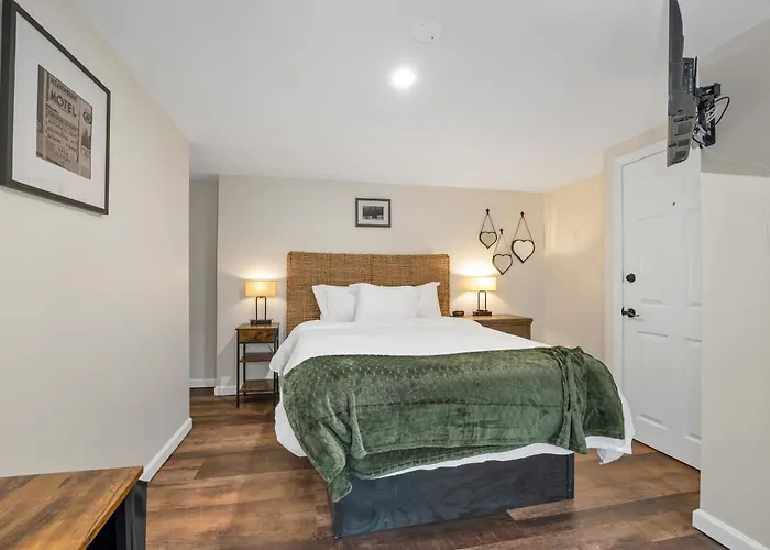 The Inn & More