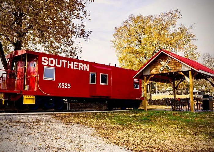 Bourbon Trail: Caboose On The Farm