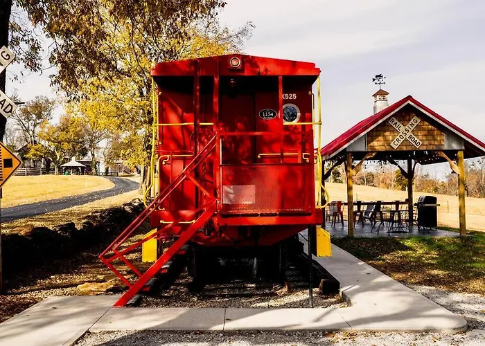 Bourbon Trail: Caboose On The Farm