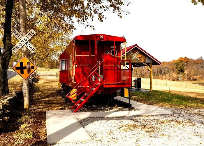 Bourbon Trail: Caboose On The Farm
