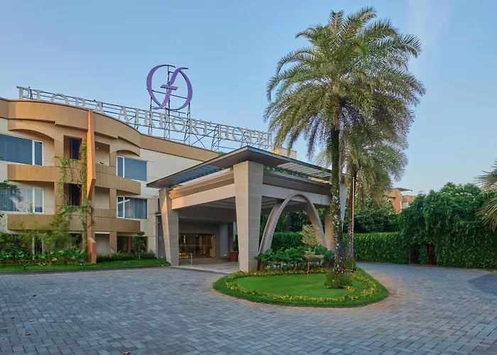 Flora Airport Hotel And Convention Centre Kochi