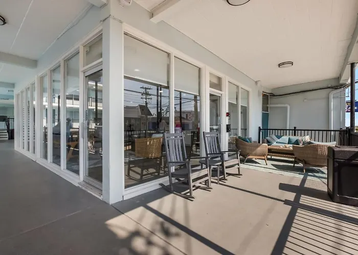 Hotel Cabana Oceanfront/Boardwalk