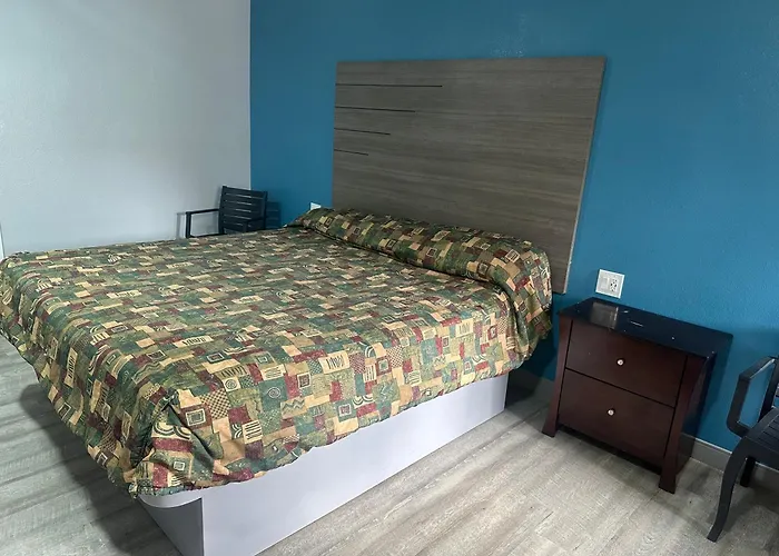 Palm Inn Hotel Near Tyler Mall Riverside