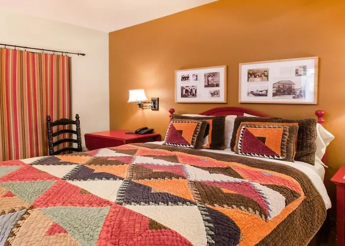 Panama Hotel And Suites